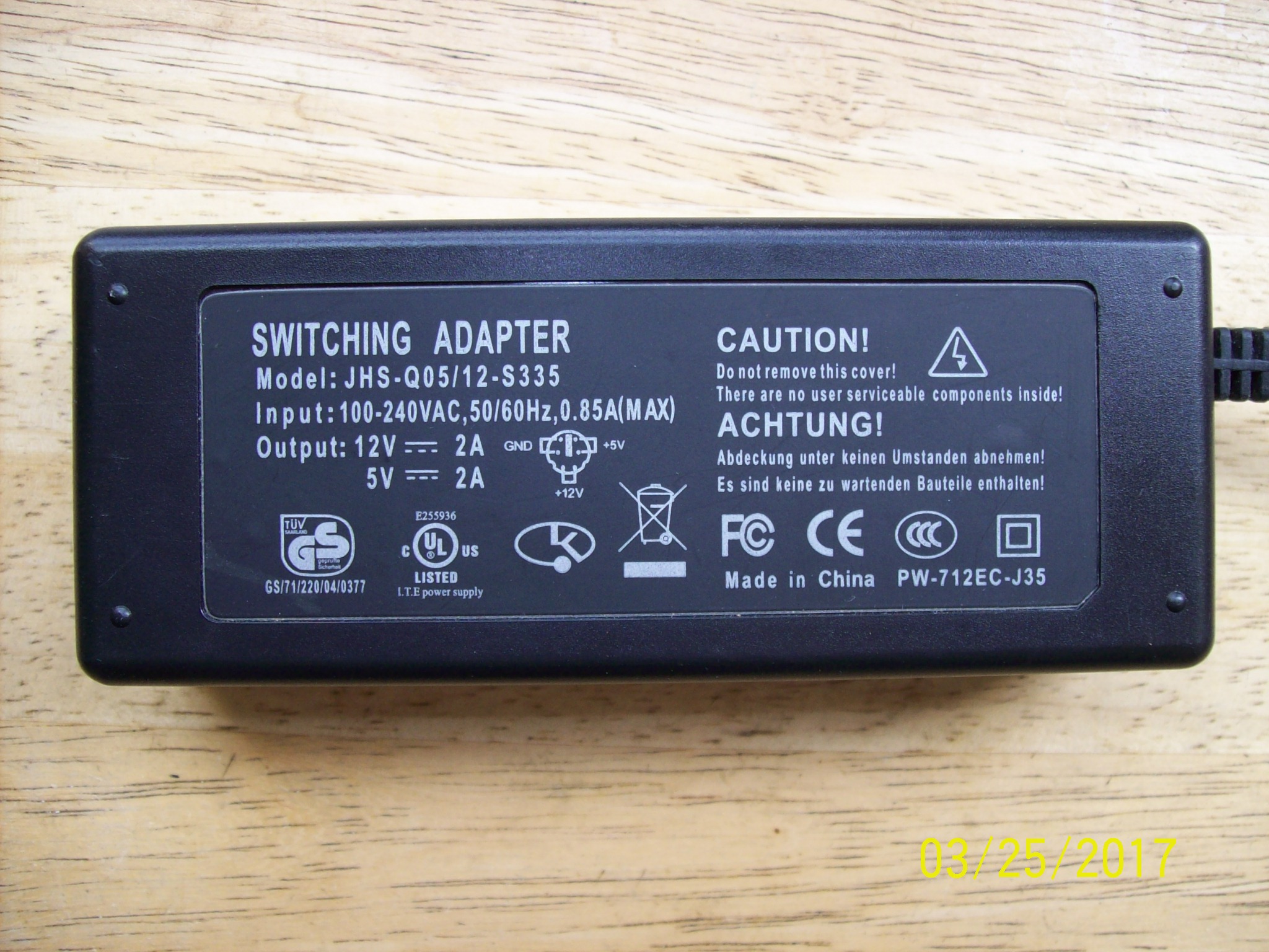 Switching Adapter-JHS-Q05/12-S335- Output: 12v 2a/5v 2a